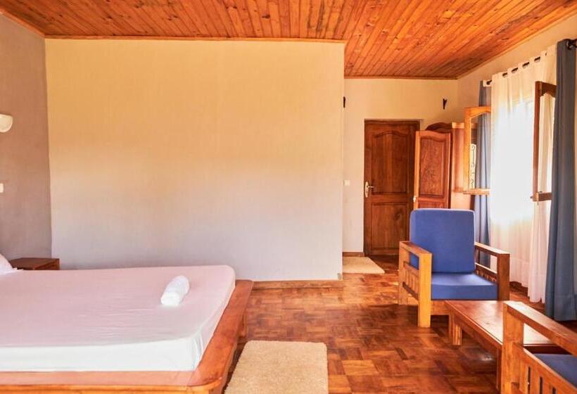 Hotell Andasibe Sifaka Lodge
