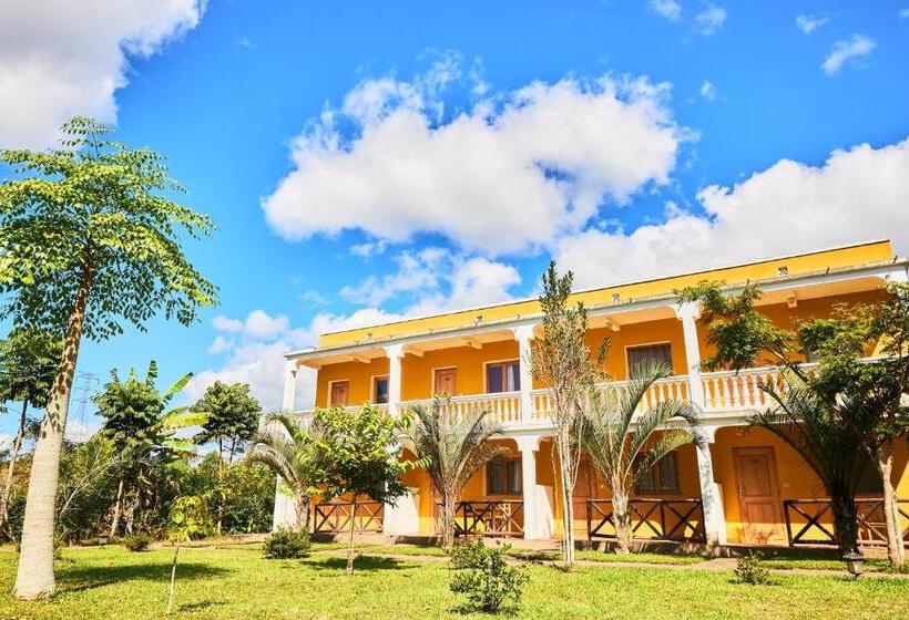 Hotell Andasibe Sifaka Lodge