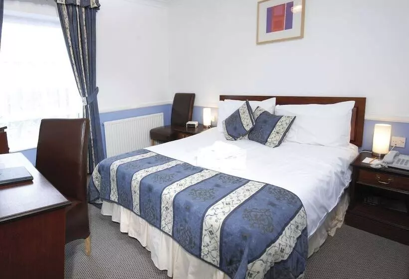 ホテル The Dolphin