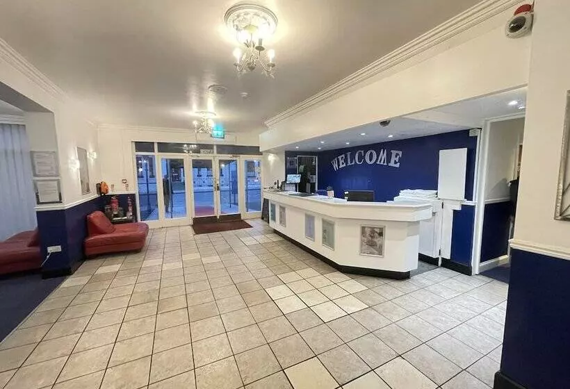 ホテル The Dolphin