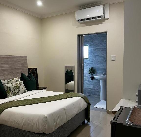 פנסיון Montrose Bnb