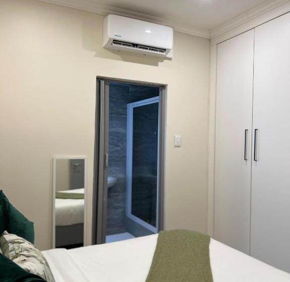 פנסיון Montrose Bnb