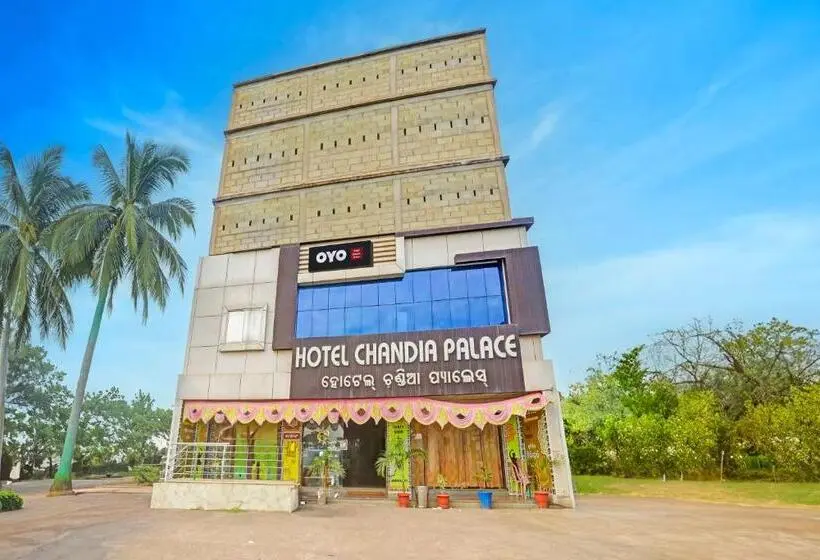ホテル Oyo Flagship 81132  Chandia Palace