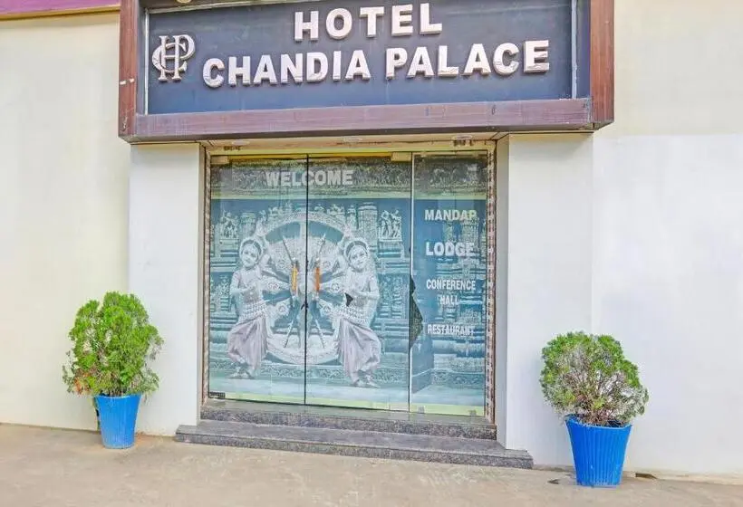 ホテル Oyo Flagship 81132  Chandia Palace