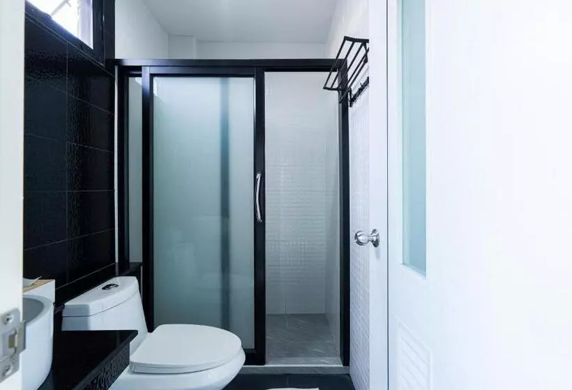 هتل T Onehome