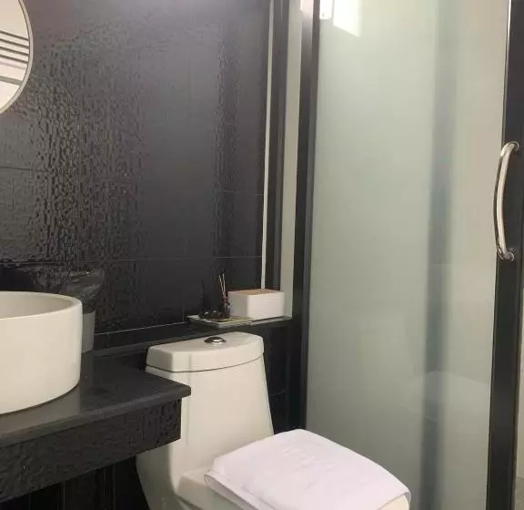 هتل T Onehome