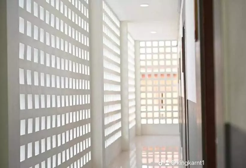 هتل T Onehome