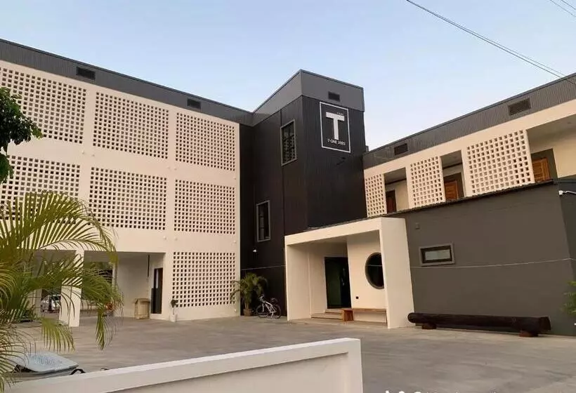هتل T Onehome