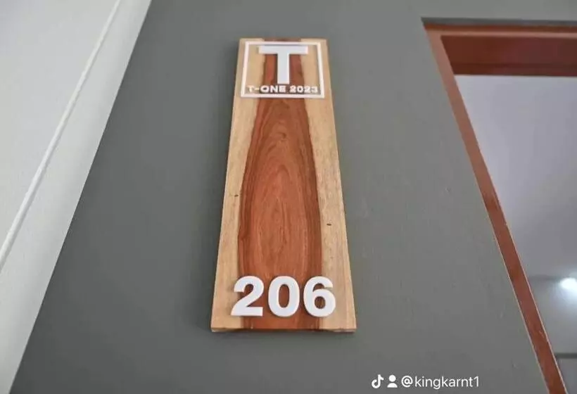 هتل T Onehome