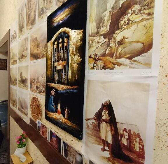 پانسیون Plaza De Petra