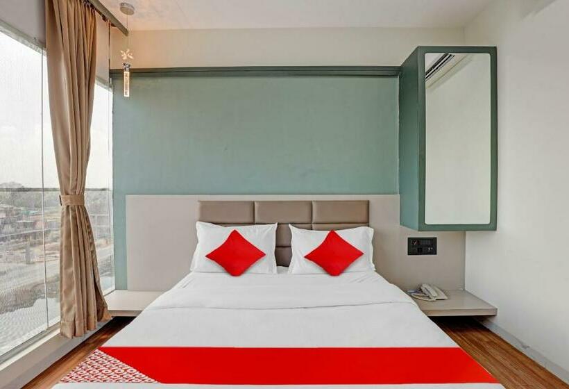 Hotel Oyo Flagship 81107  Galaxy