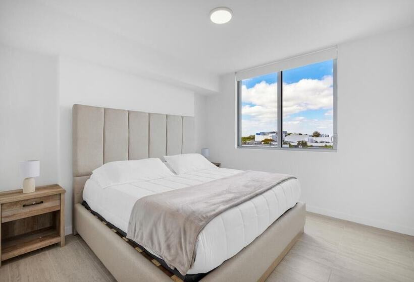 Quadro Design District By Vesper