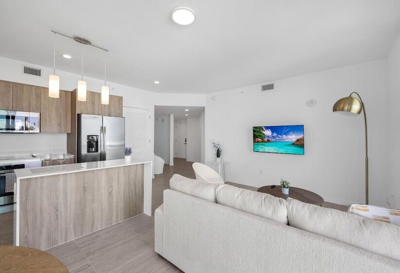 Quadro Design District By Vesper