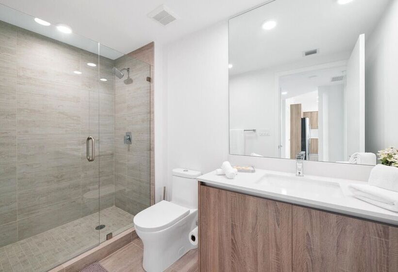 Quadro Design District By Vesper