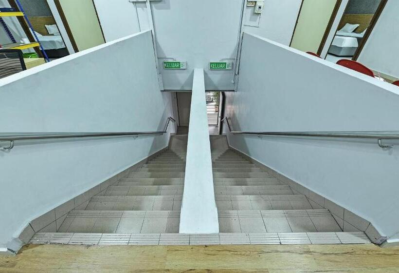 فندق Oyo 90626  Ezzyhome Johor Jaya