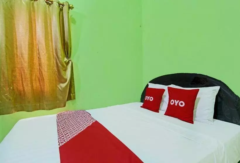 هتل Oyo 92467 Cahyo Kost 1