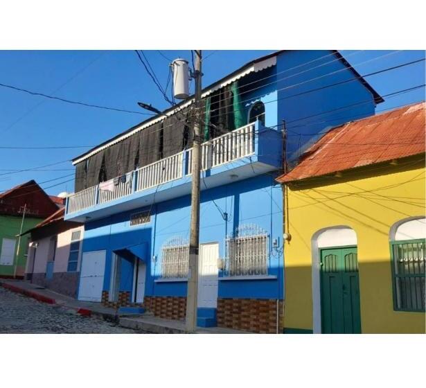پانسیون Hostal Doña Gladys