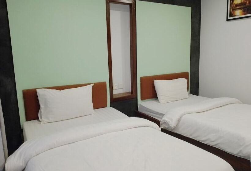 Pension Shalima Guesthouse