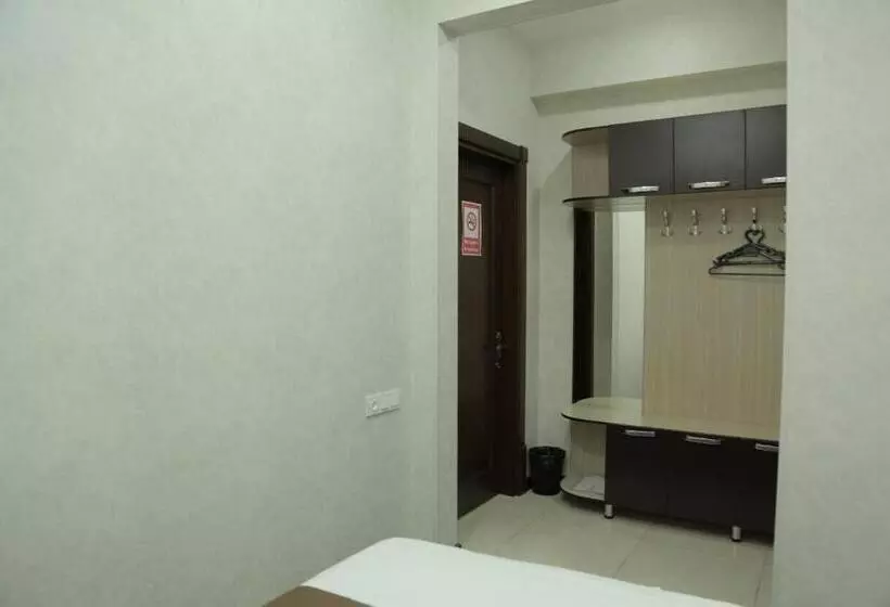Premium Hotel 777