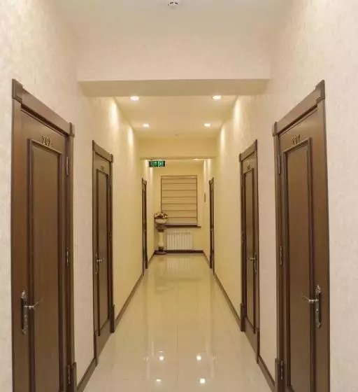 Premium Hotel 777