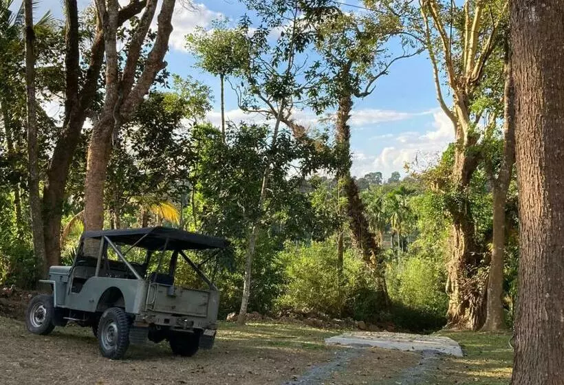 リゾートホテル Bovera Orchards Coorg By Luxdens Hotels