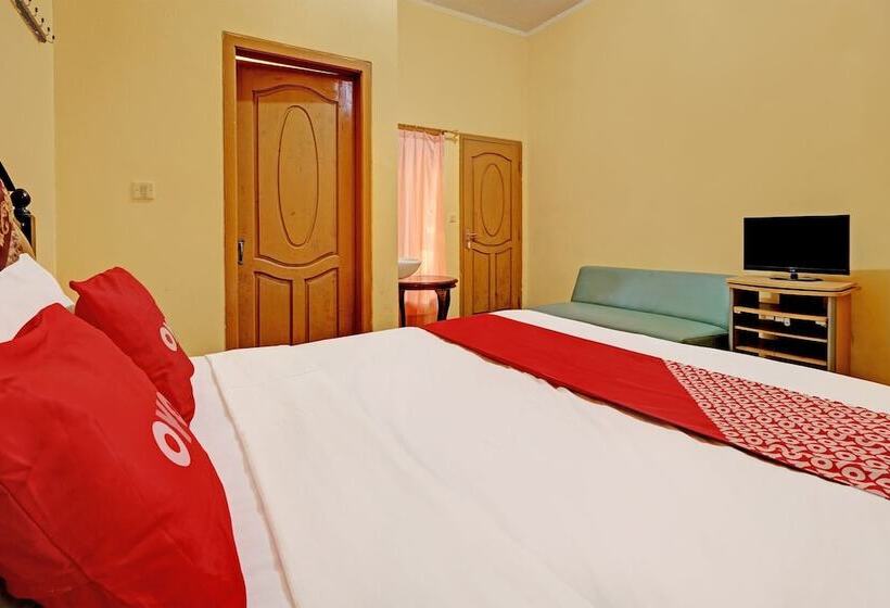 Otel Oyo 92406  Renata 1