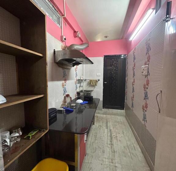 پانسیون Roop Amrit Guest House