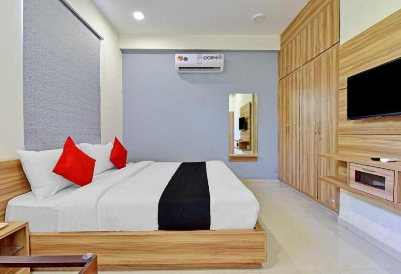 Super Collection O Hotel Roxas