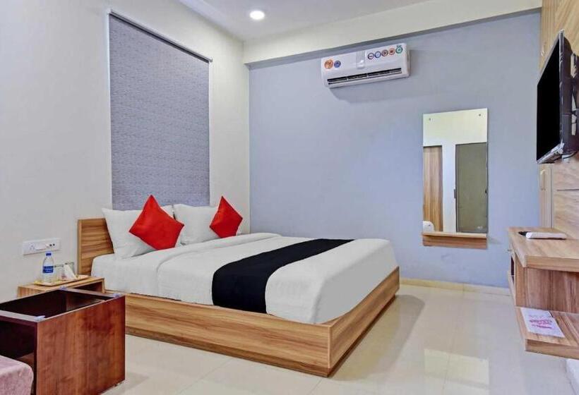 Super Collection O Hotel Roxas