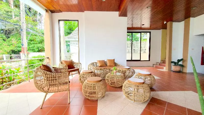 Hotelli Smile Samui Chaweng Beach Front Resort