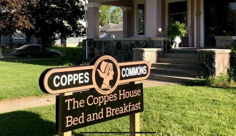 Market St Manor Bed And Breakfast