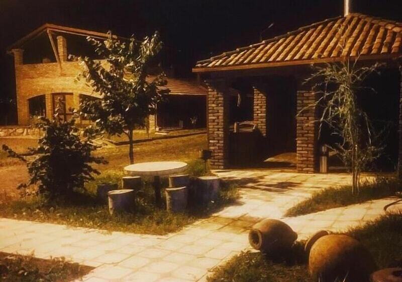 تختخواب و صبحانه Barnavela Hotel Wine Cellar