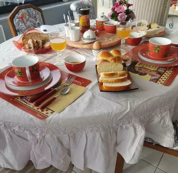 Aamiaismajoitus (B&B) Le Clos Des Macé