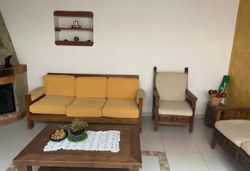 ペンション Hospedaje Casa Lola