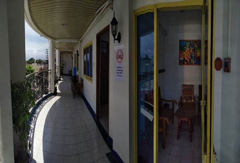 Pensionat Istroberi Inn Palawan Near Airport