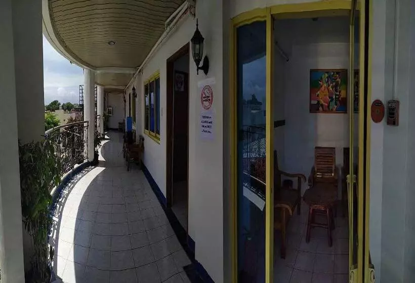 پانسیون Istroberi Inn Palawan Near Airport