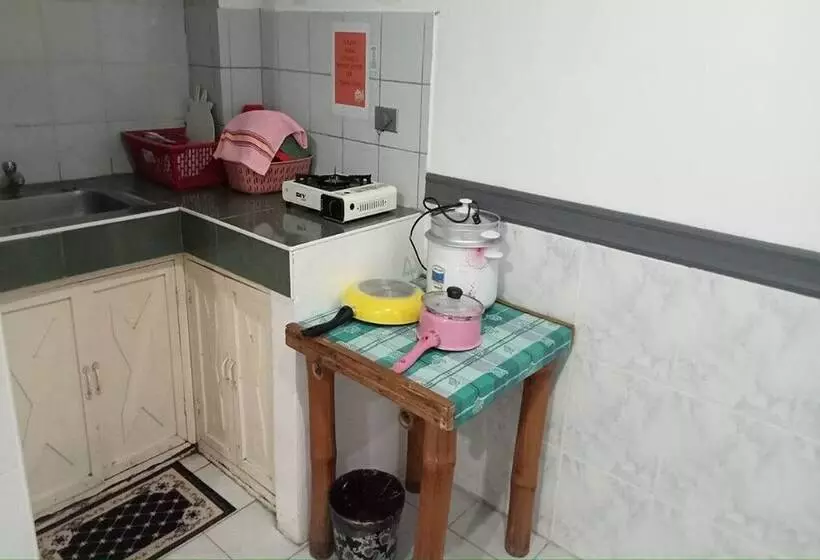 پانسیون Istroberi Inn Palawan Near Airport