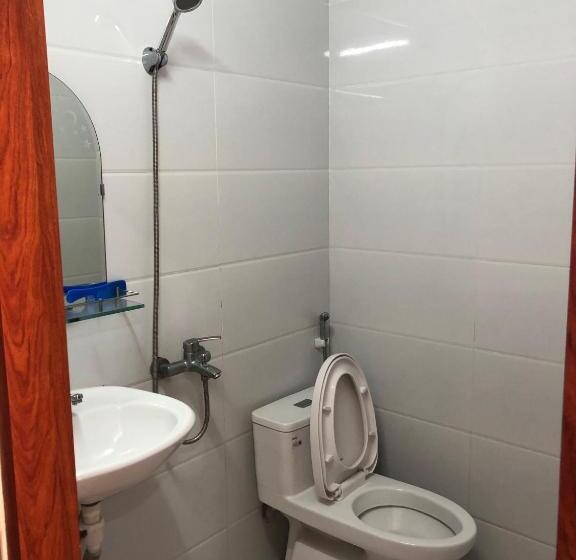 تختخواب و صبحانه Nhà Nghỉ Phương Linh 0vat