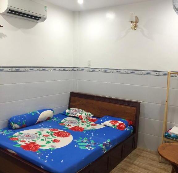 تختخواب و صبحانه Nhà Nghỉ Phương Linh 0vat