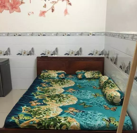 تختخواب و صبحانه Nhà Nghỉ Phương Linh 0vat