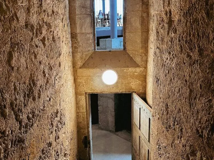 ホテル Hôtel La Prison