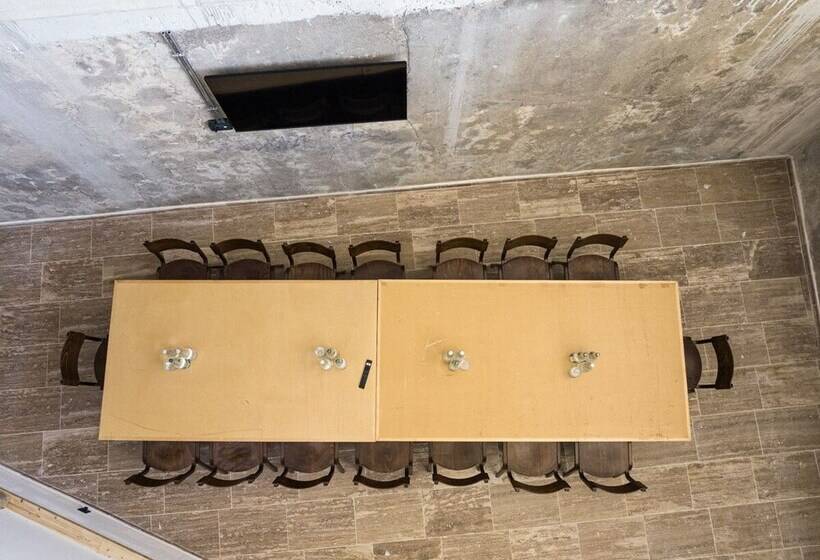 هتل Hôtel La Prison