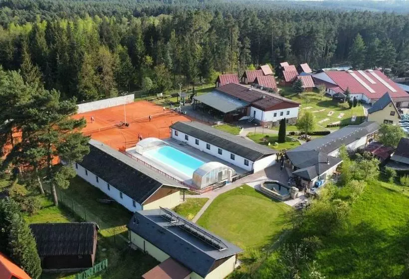 ホテル Sportovně Rekreační Areál Ráj Srbsko