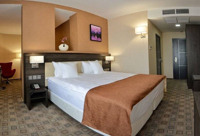 Aquamarine Hotel & Spa