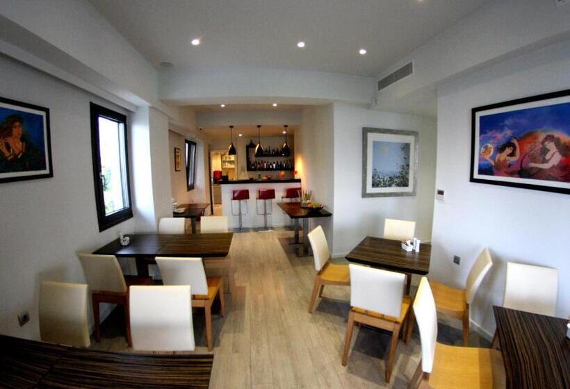 בית מלון כפרי Aura Boutique