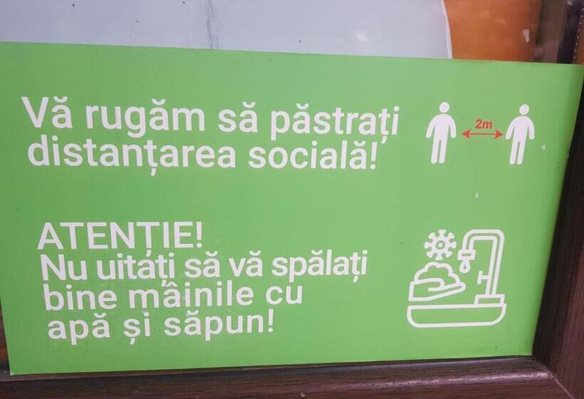 ホテル Cornul Vanatorului