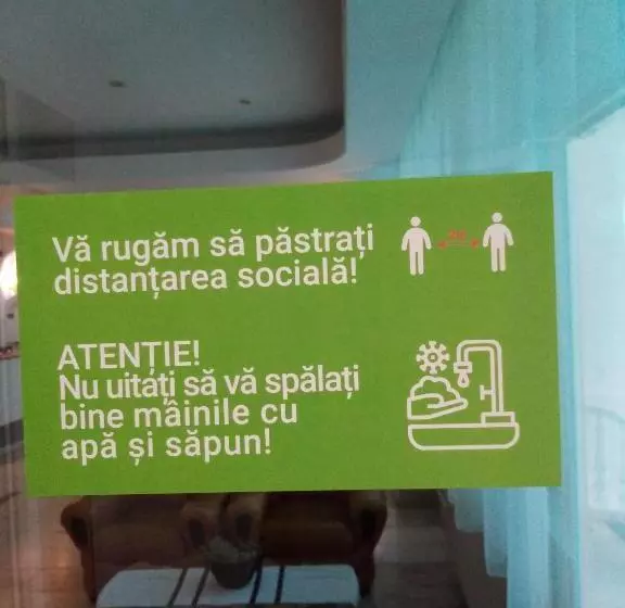 هتل Cornul Vanatorului