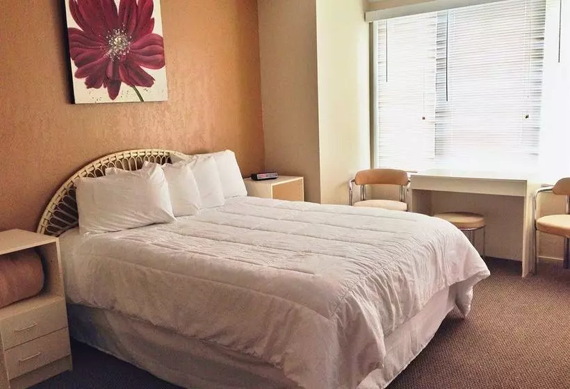 هتل Four Seasons On The Gulf