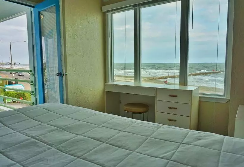 هتل Four Seasons On The Gulf