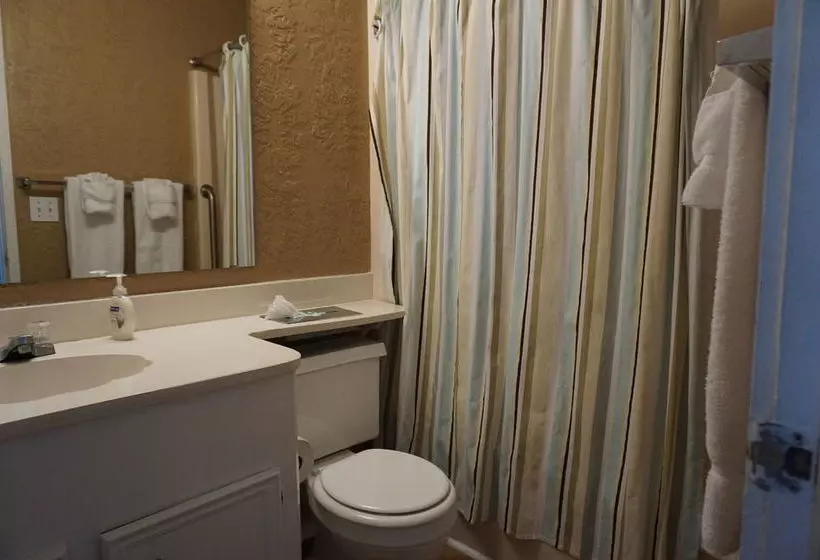 هتل Four Seasons On The Gulf